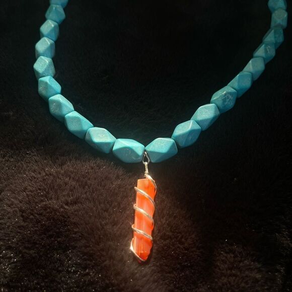 Turquoise beads with orange crystal charm - Picture 2 of 2